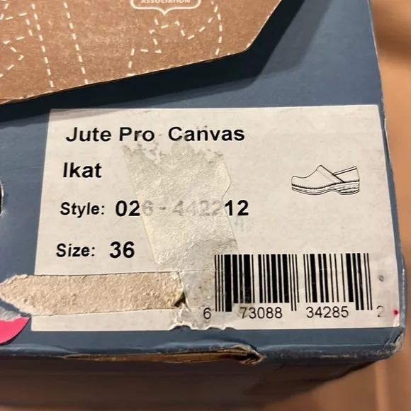 #435✅ NWOT Dansko shoes